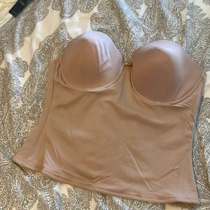 Va Bien beige corset shapewear. Size 42c with removable width extender included.